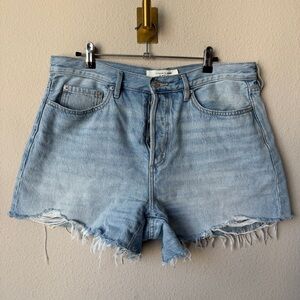 Dynamite Denim Light Blue Distressed Denim Shorts Size 31/12